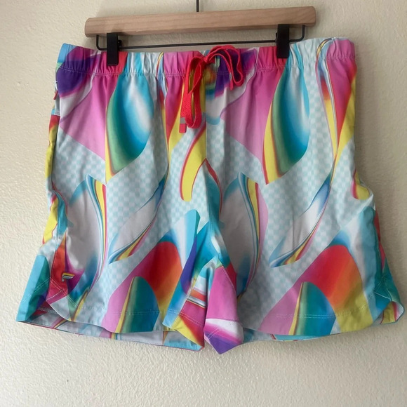 FABLETICS Pride‎ One Shorts - Picture 2 of 8